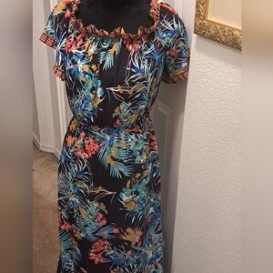 Flying Tomato Floral Maxi Dress  Size M